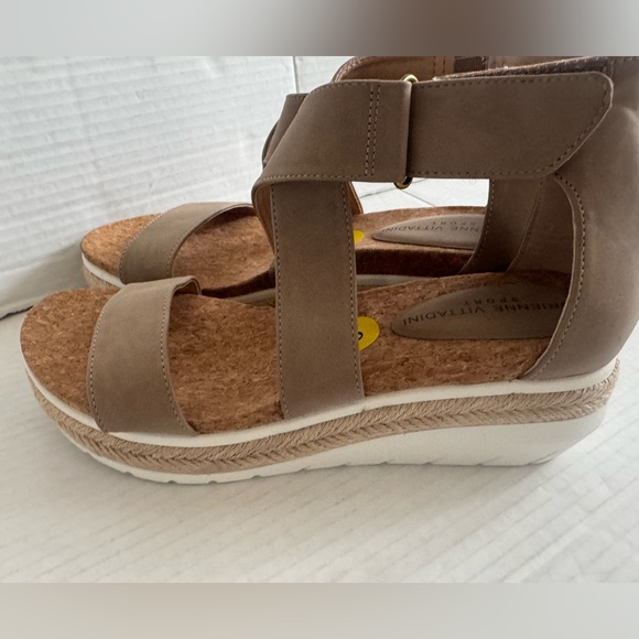 Adrienne Vittadini Sport Cape May Wedge Sandals shoes brown white 9 - Picture 5 of 9